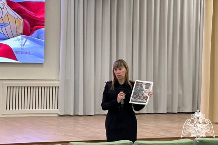 Росгвардейцы провели цикл профориентационных мероприятий для тюменских старшеклассников  