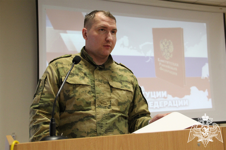 Ведомственная акция Росгвардии «#ЗнаемКонституцию» проходит в Тюменской области (видео)