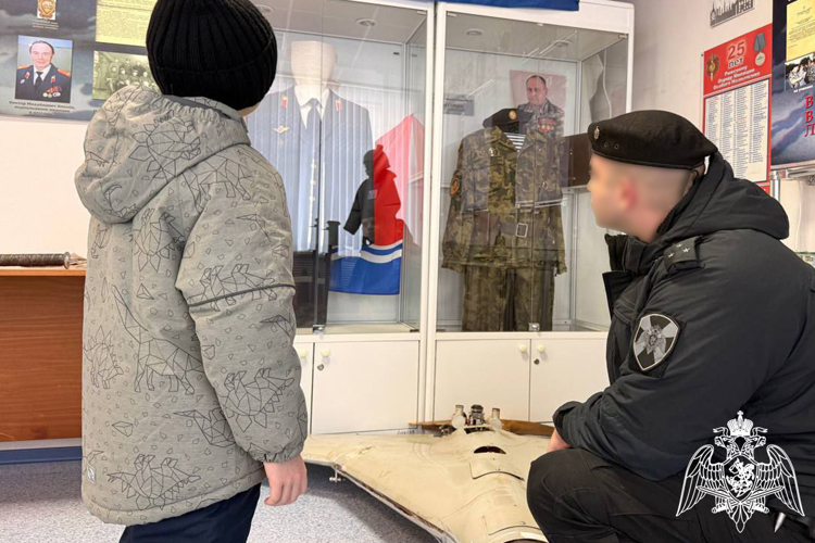 Бойцы ОМОН «Вепрь» исполнили мечту юного тюменца