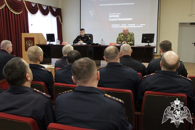     Командующий Уральским округом Росгвардии проверил подразделения ведомства в Тюменской области 