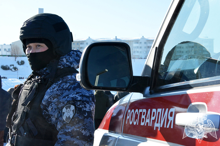 Росгвардия в Тюмени обеспечила безопасность праздничных мероприятий Дня защитника Отечества