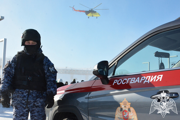 Росгвардия в Тюмени обеспечила безопасность праздничных мероприятий Дня защитника Отечества