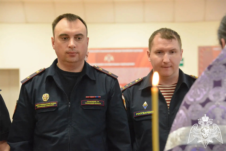 В Тюмени священнослужитель Тобольско-Тюменской епархии провел встречи с личным составом Росгвардии