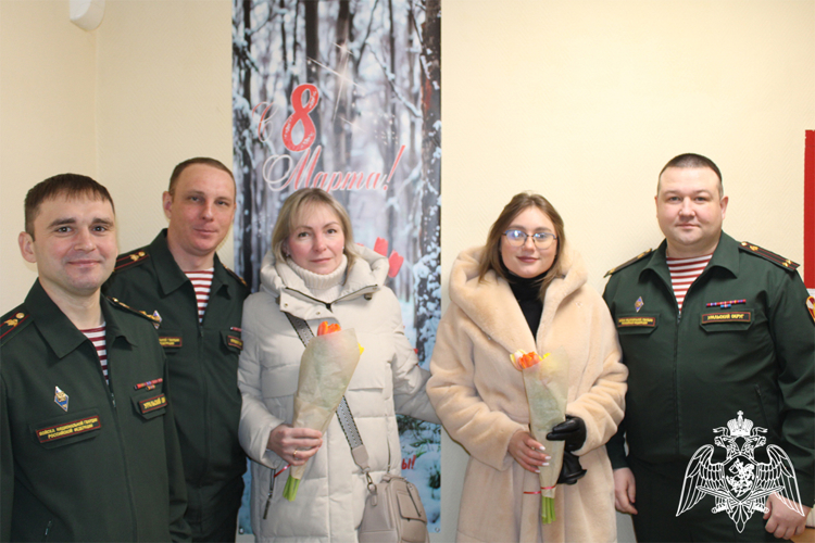 Мероприятия к Международному женскому дню состоялись в кинологическом центре Уральского округа Росгвардии