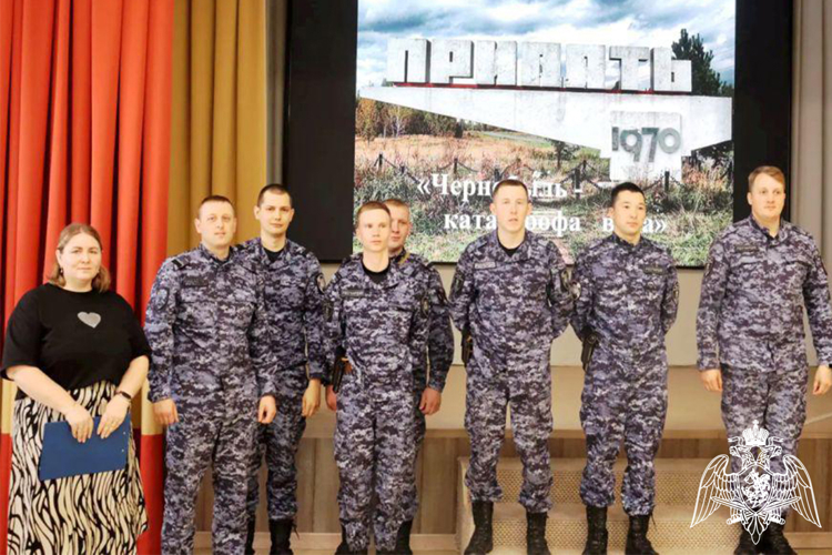 Память жертв радиационных аварий и катастроф  почтили росгвардейцы в Тюменской области 
