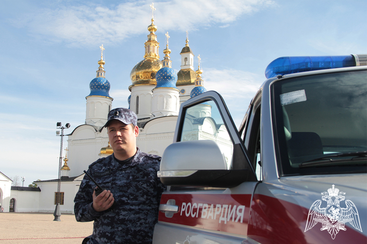 Росгвардия обеспечила безопасность празднования в Тюменской области православной Пасхи