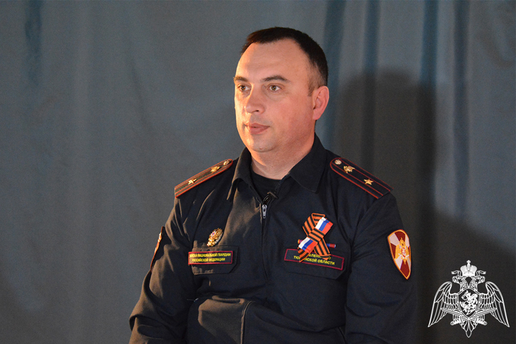 Офицер Росгвардии рассказал о своей службе и профилактике пожаров в Тюменской области