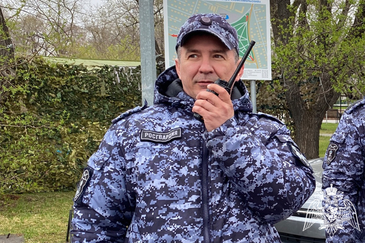В День весны и труда росгвардейцы обеспечили безопасность праздничных мероприятий в Тюменской области