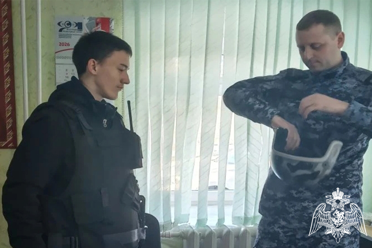 Росгвардейцы в Тюменской области проводят для школьников профориентационные мероприятия