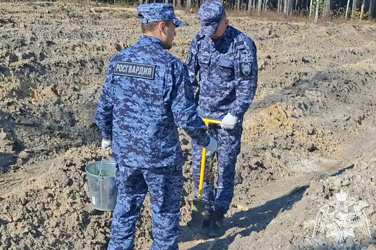  Руководство и личный состав Управления Росгвардии по Тюменской области поддержали  патриотическую акцию  «Сад памяти»