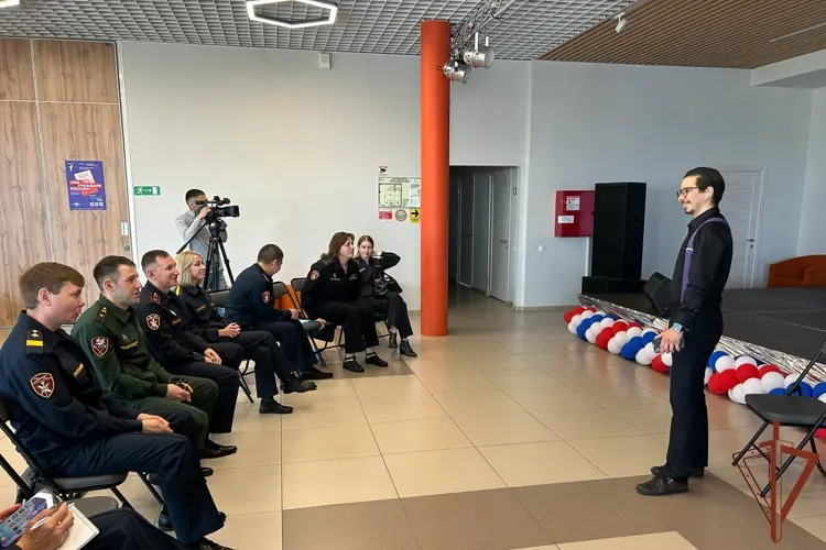 В Салехарде завершился учебно-методический сбор представителей пресс-служб Уральского округа Росгвардии (видео)