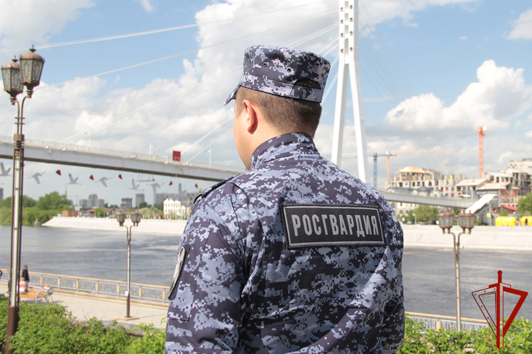 Росгвардия обеспечила безопасность праздничных и спортивных событий в Тюменской области