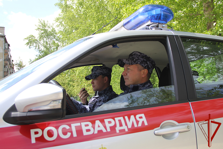 Росгвардия обеспечила безопасность праздничных мероприятий в Тюменской области