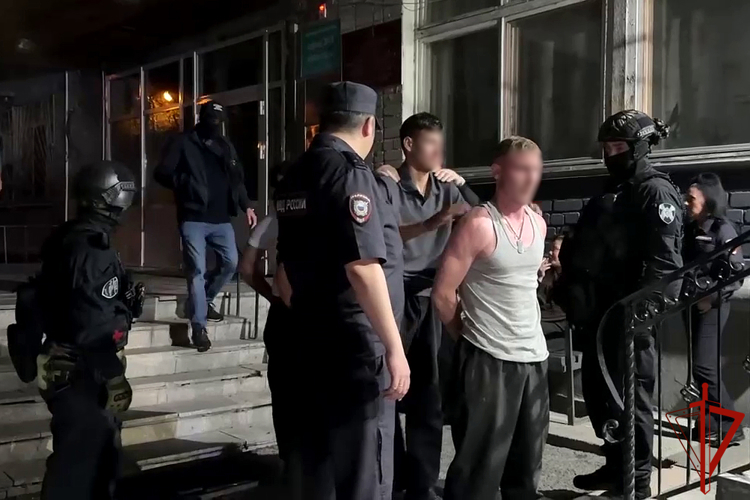 Профилактические мероприятия правоохранителей прошли в Тюмени при содействии Росгвардии