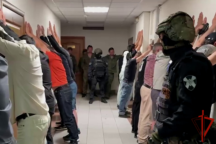 Профилактические мероприятия правоохранителей прошли в Тюмени при содействии Росгвардии