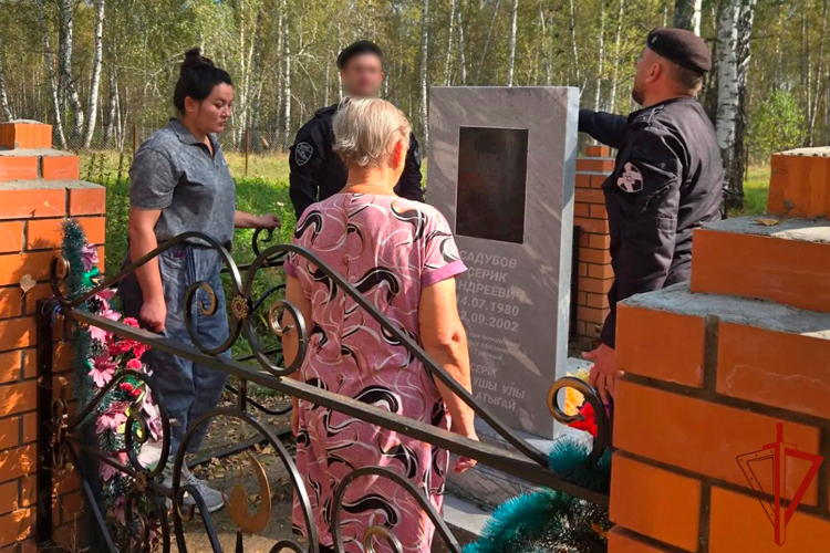 В Тюменской области росгвардейцы почтили память погибшего на Северном Кавказе боевого товарища