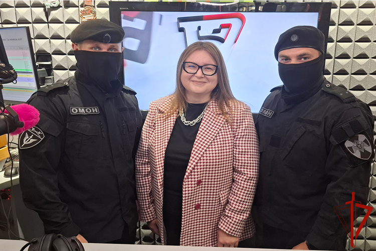 В эфире популярной тюменской радиостанции медиахолдинга «Семерка» прошел тематический День ОМОН