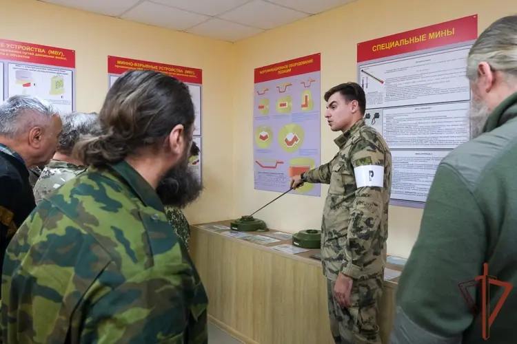 В Уральском округе Росгвардии состоялся учебно-методический сбор священнослужителей, окормляющих подразделения ведомства