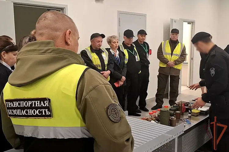Росгвардейцы провели занятия по антитеррористической защищенности в международном аэропорту Тюмени