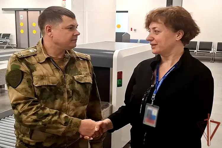 Росгвардейцы провели занятия по антитеррористической защищенности в международном аэропорту Тюмени
