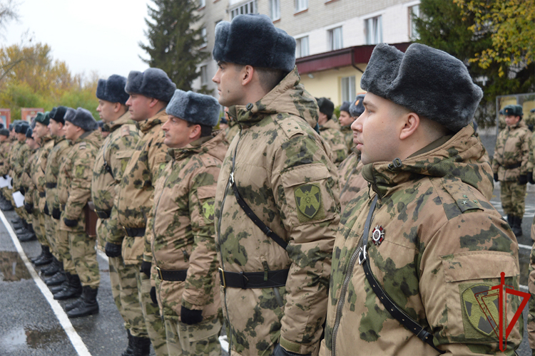 В Тюменской области состоялись торжественные мероприятия в ознаменование 46-летия Уральского округа Росгвардии